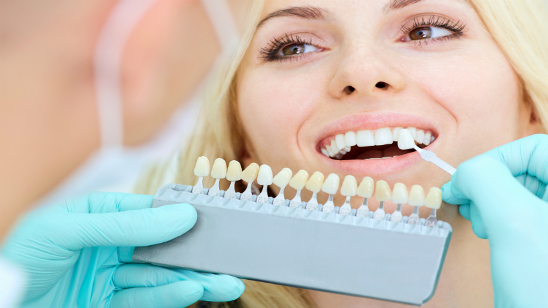 What to Know About Getting All-On-Four Dental Implants in Vernon Hills